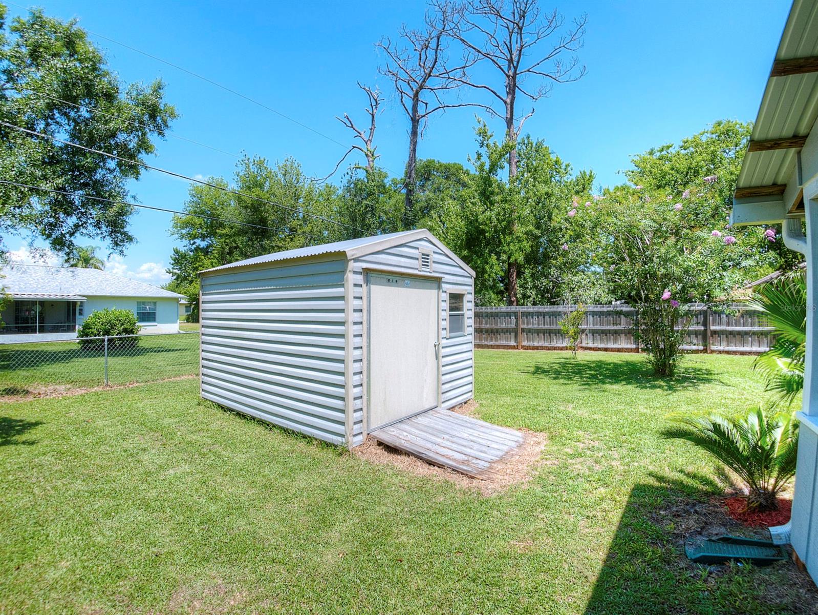 Florida Shores 01 - Residential