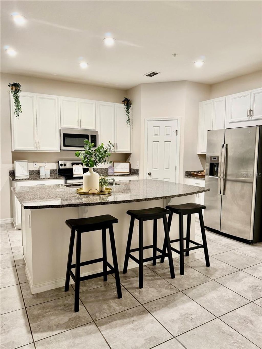 Photo of 10560 Salt Grove Street, Orlando, FL 32824 (MLS # S5144191)