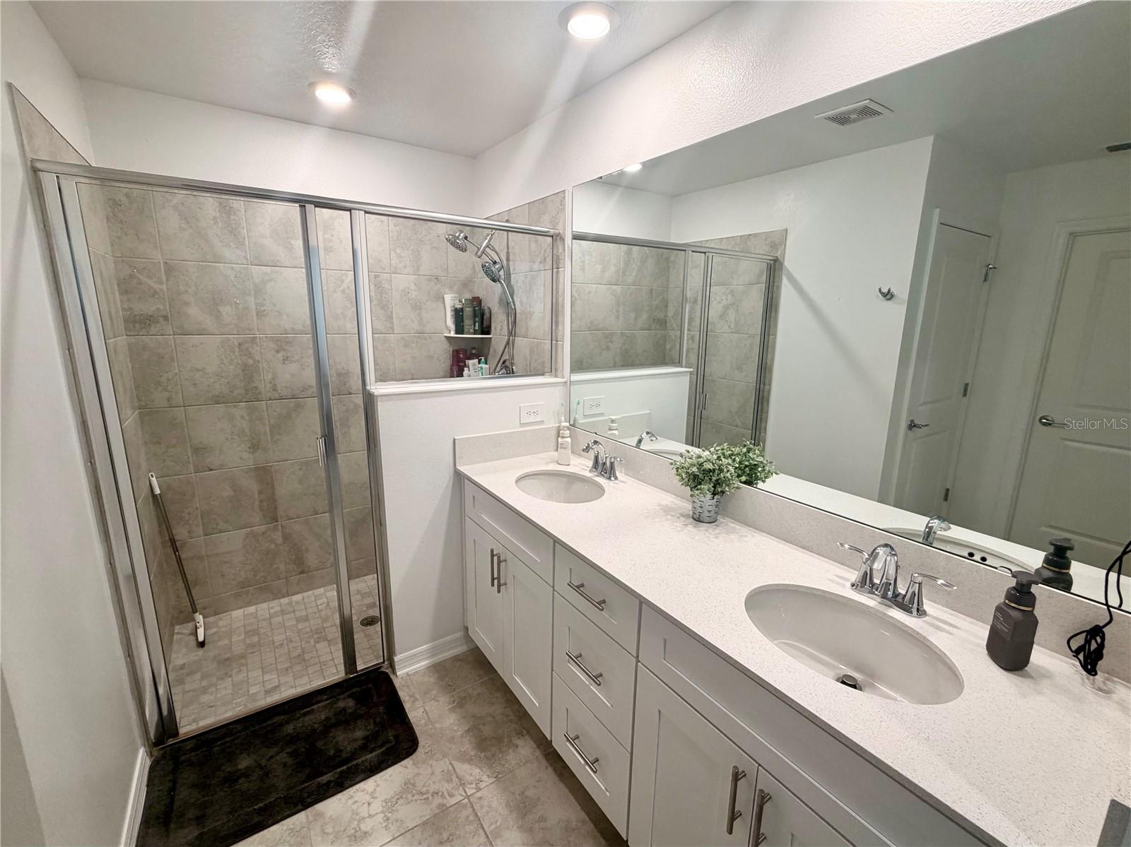 STONEYBROOK HILLS - Residential