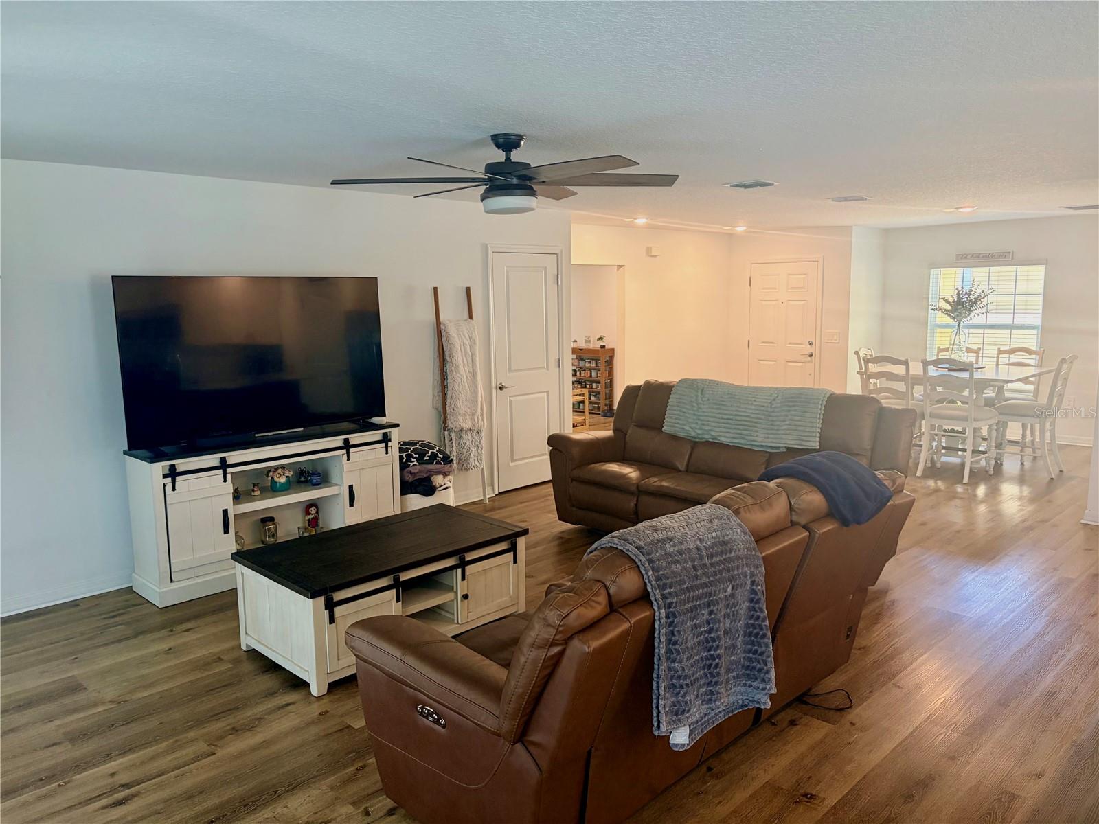 STONEYBROOK HILLS - Residential