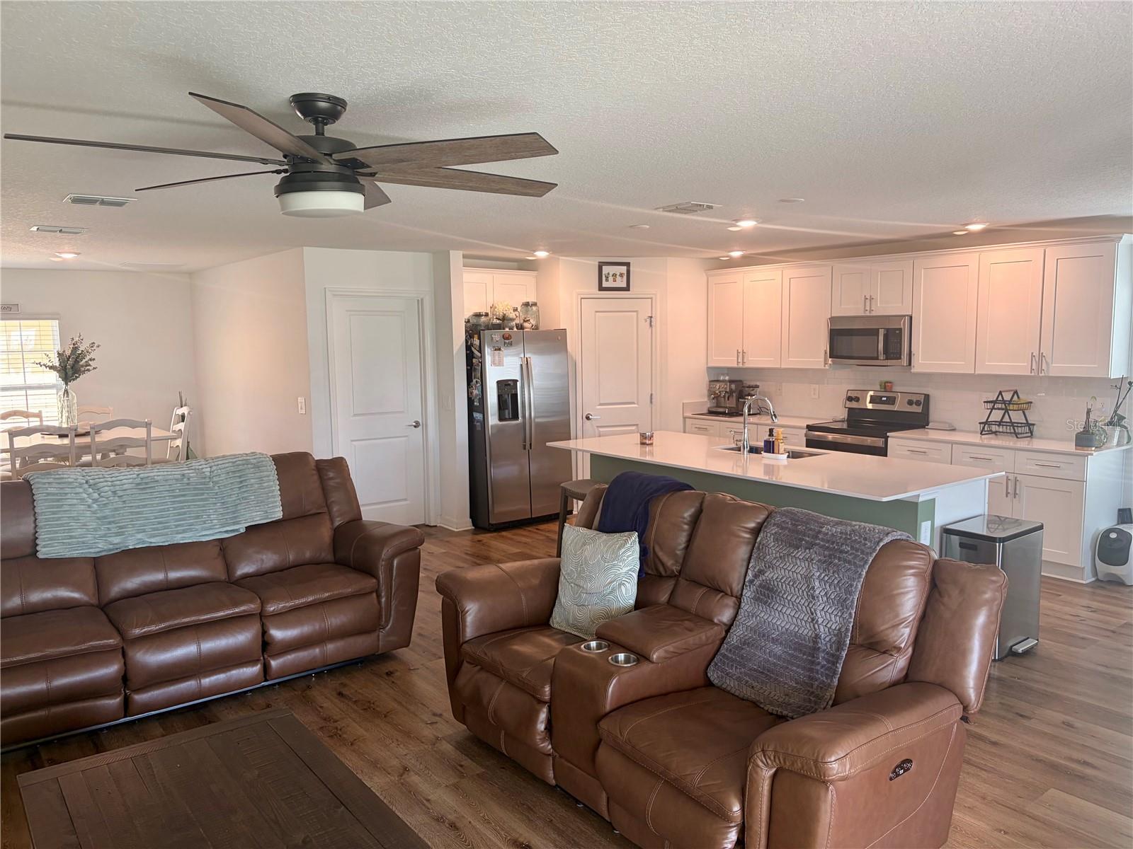 STONEYBROOK HILLS - Residential