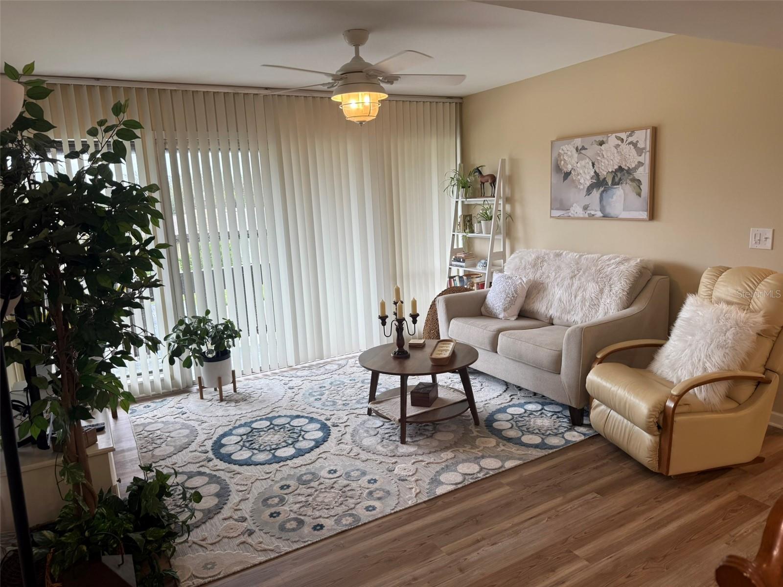 PALM CLUB CONDO - Residential