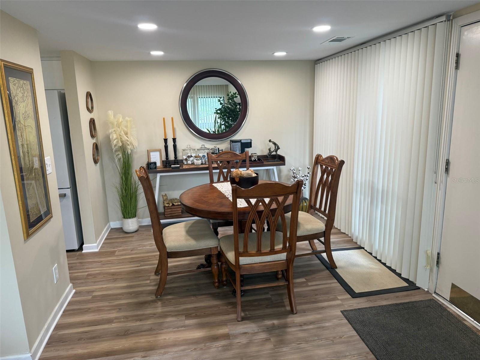 PALM CLUB CONDO - Residential