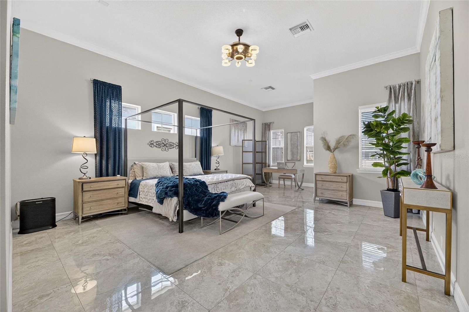 MIRABAY PH 3B-2 - Residential