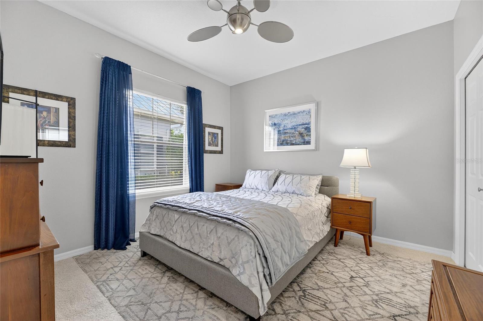 MIRABAY PH 3B-2 - Residential