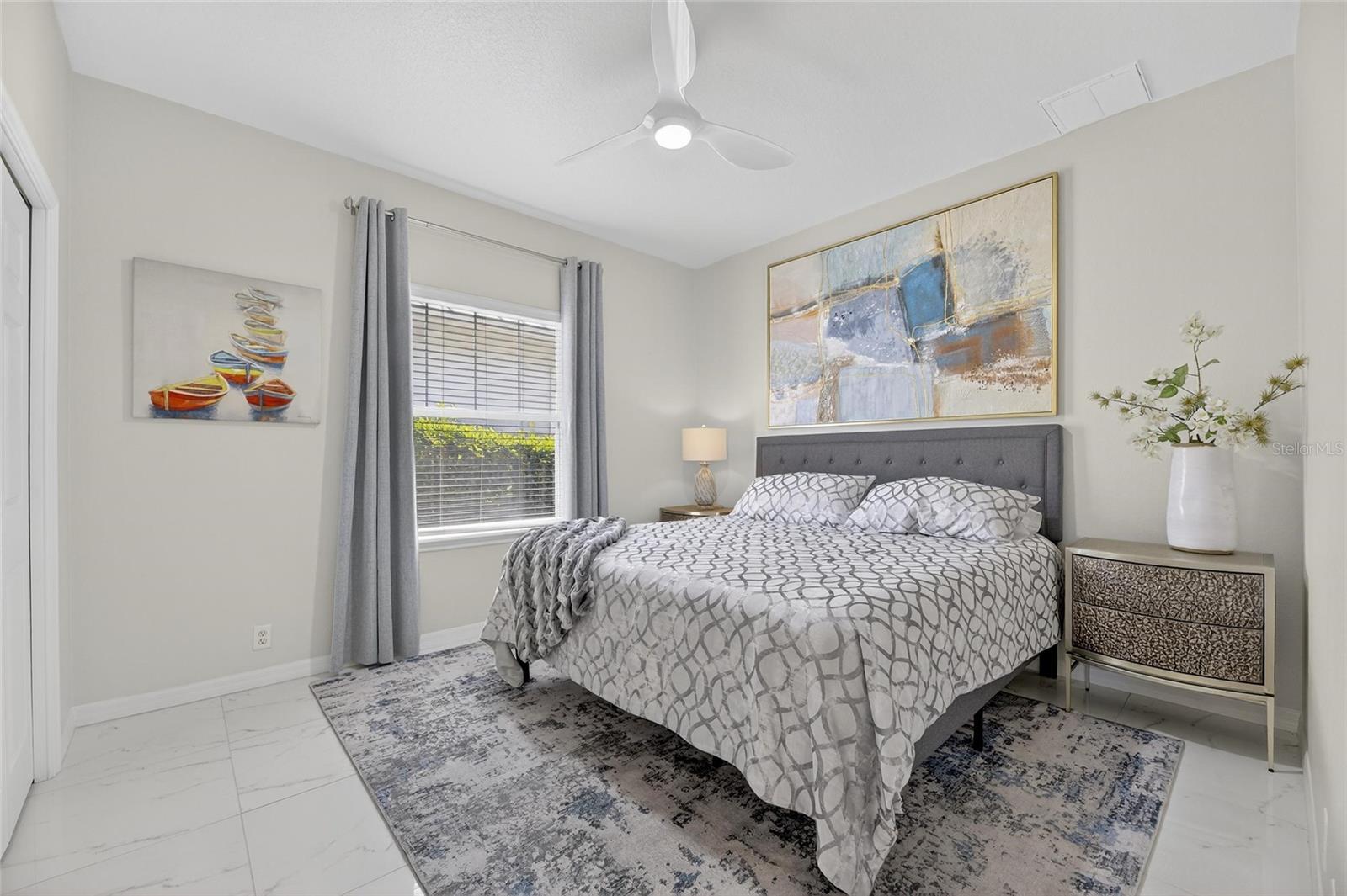 MIRABAY PH 3B-2 - Residential