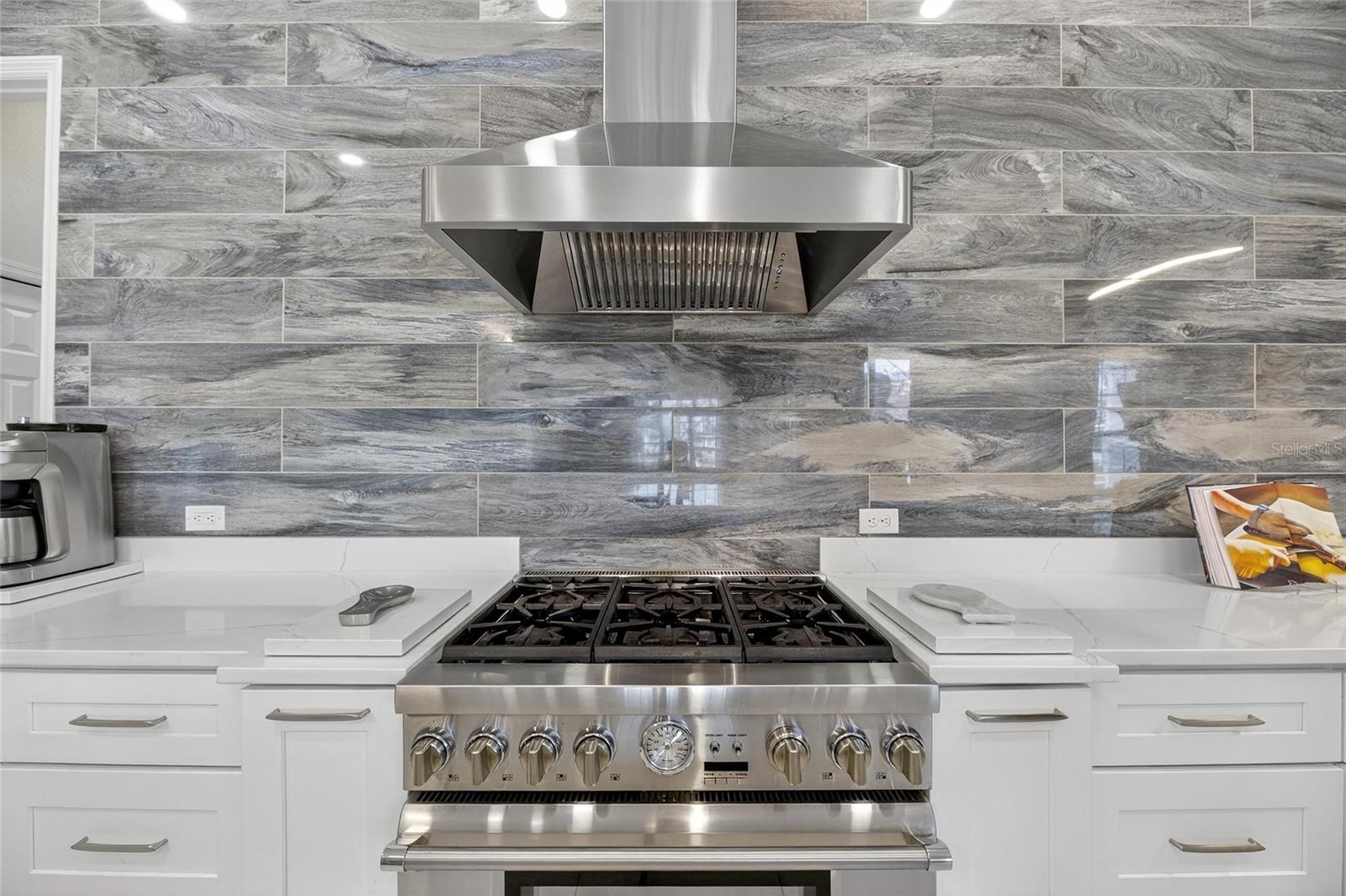 MIRABAY PH 3B-2 - Residential