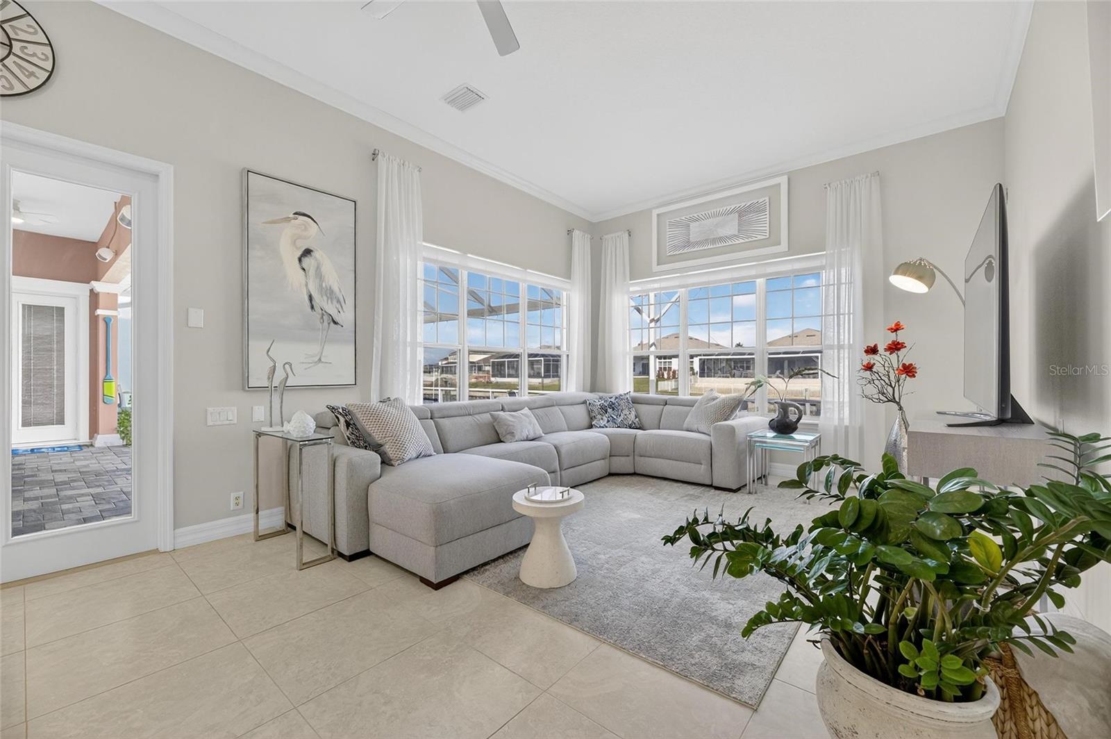 MIRABAY PH 3B-2 - Residential