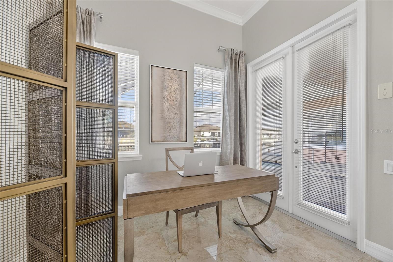 MIRABAY PH 3B-2 - Residential