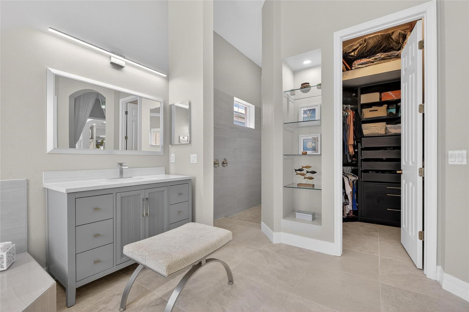 MIRABAY PH 3B-2 - Residential