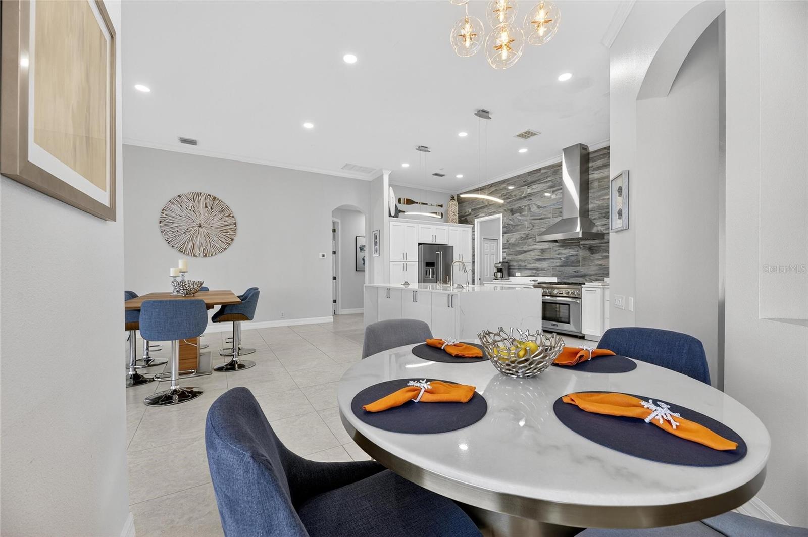 MIRABAY PH 3B-2 - Residential