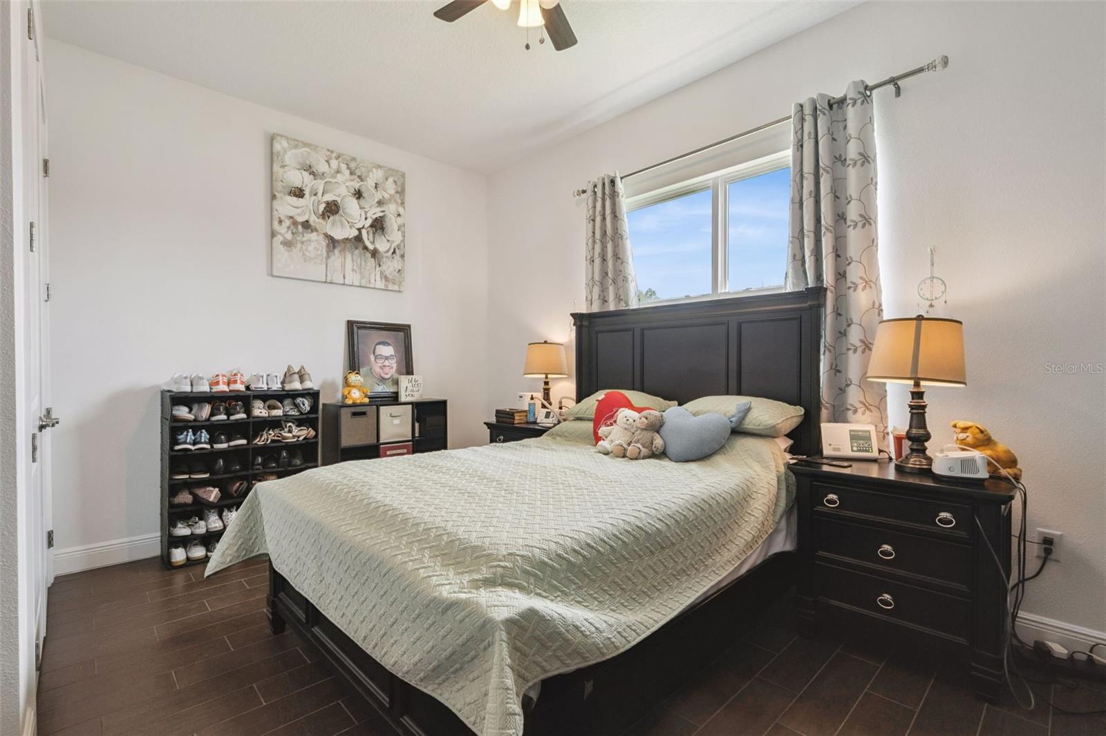 TRAFALGAR VILLAGE PH 3 - Residential