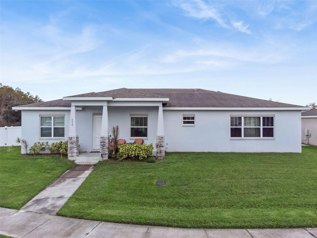 Photo of 4950 Pall Mall Street E, Kissimmee, FL 34758 (MLS # O6359937)