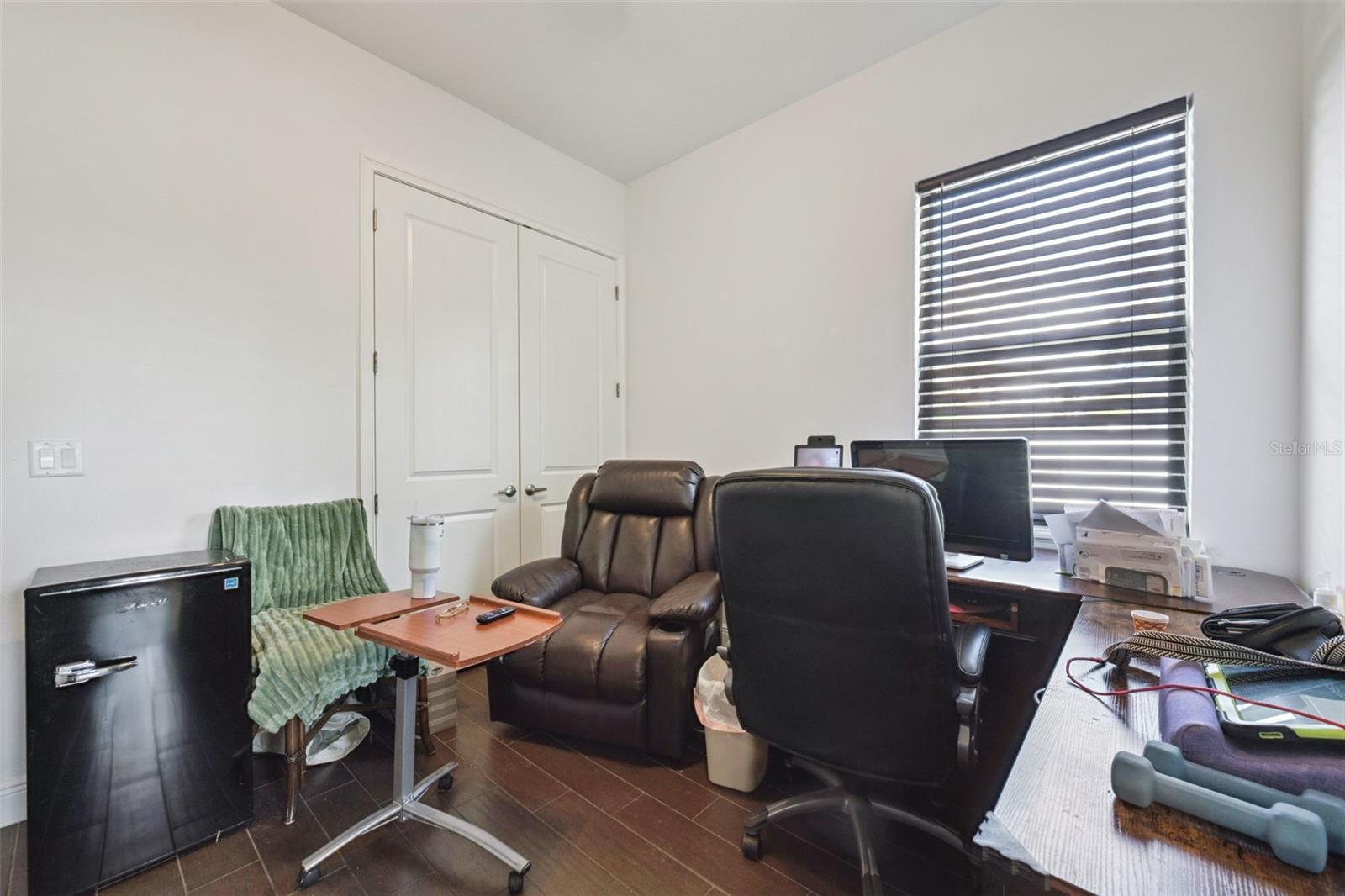 TRAFALGAR VILLAGE PH 3 - Residential