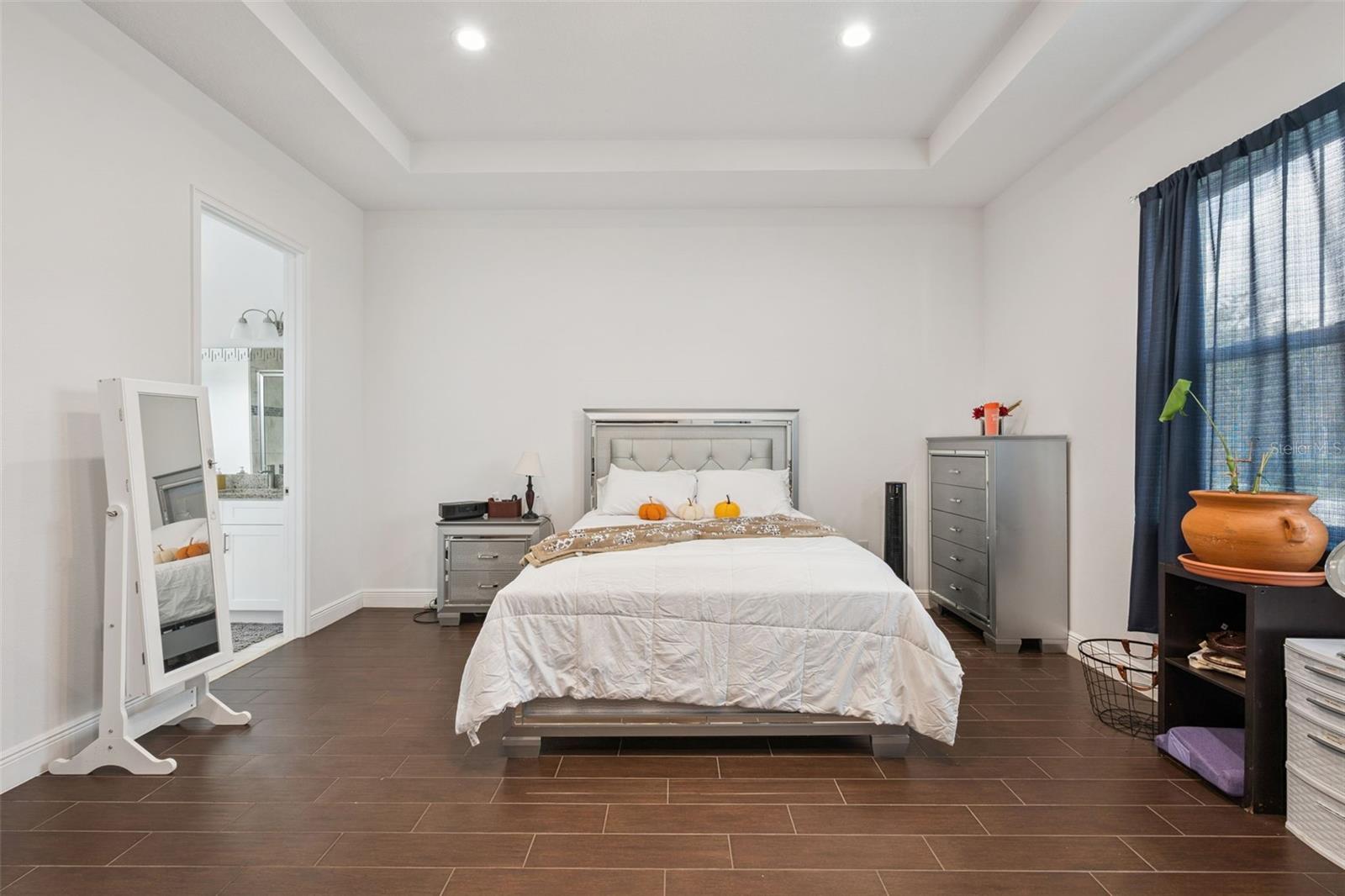 TRAFALGAR VILLAGE PH 3 - Residential