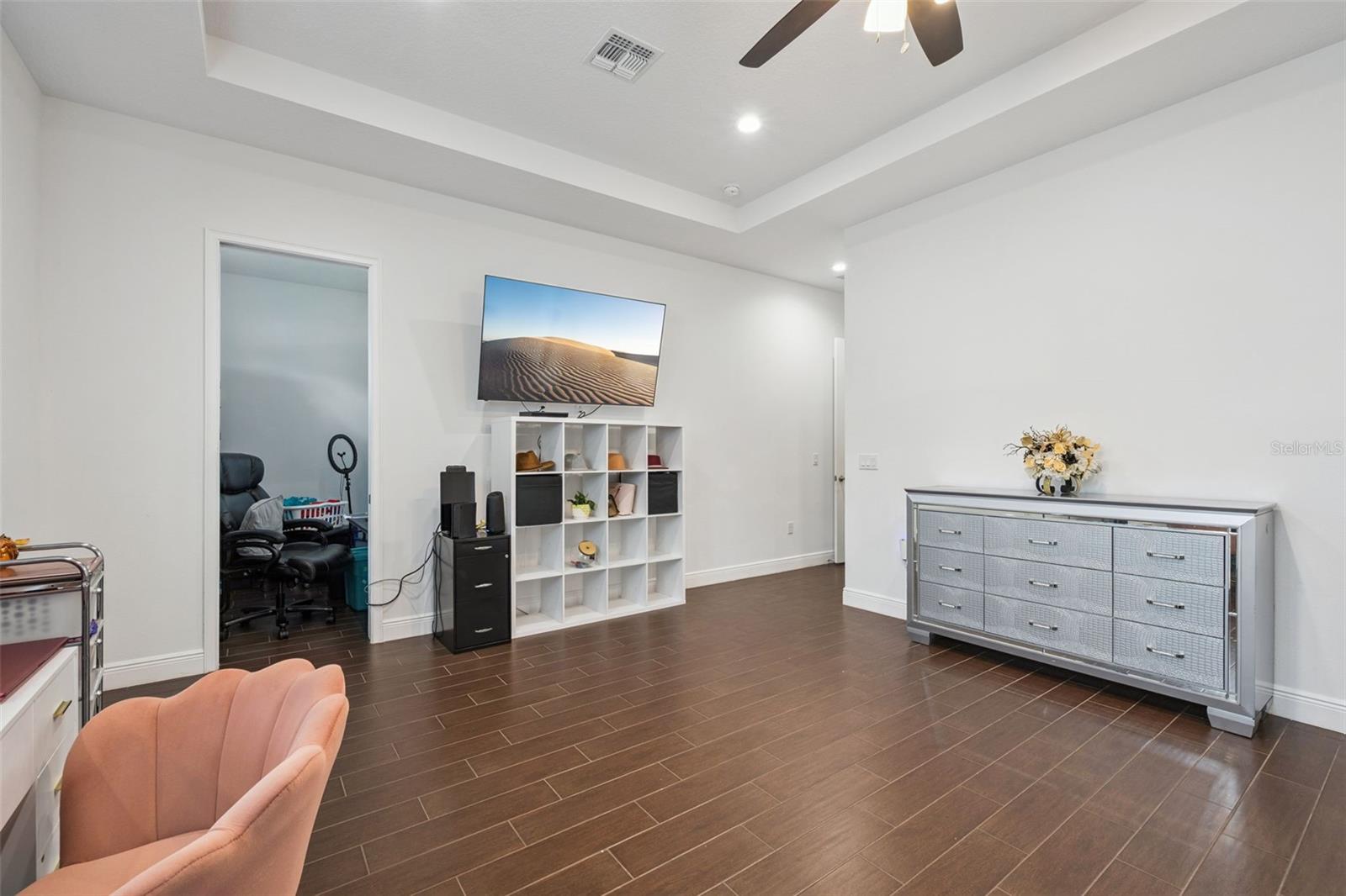 TRAFALGAR VILLAGE PH 3 - Residential