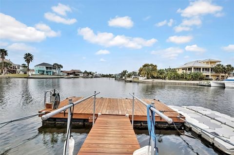 A home in HERNANDO BEACH