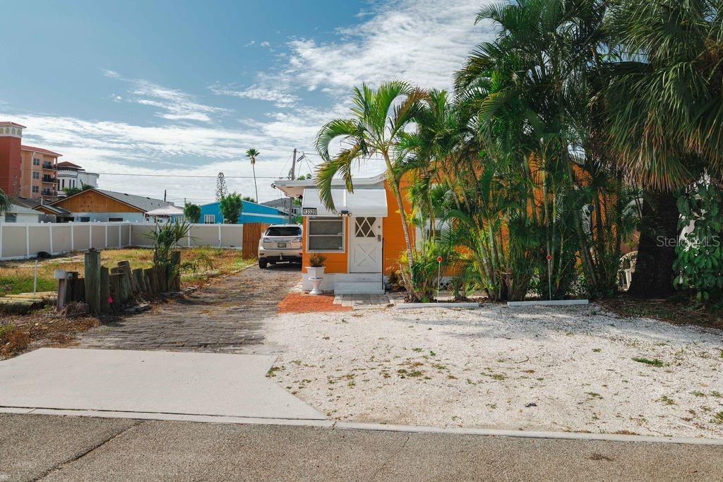 PAGES REP OF MITCHELLS BEACH - Residential Lease