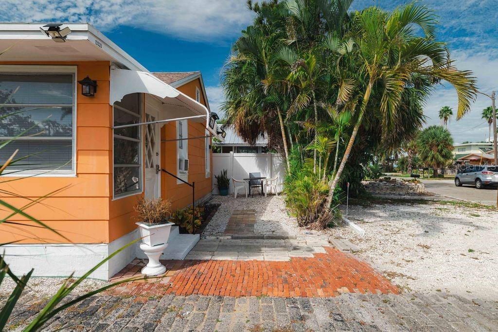 PAGES REP OF MITCHELLS BEACH - Residential Lease