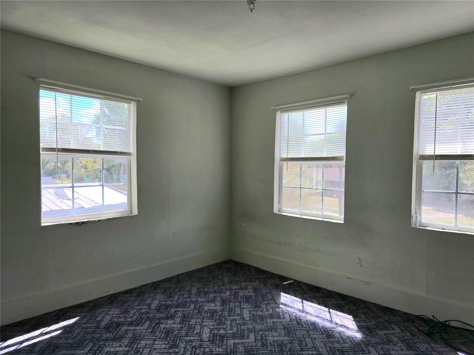 INWOOD - Residential