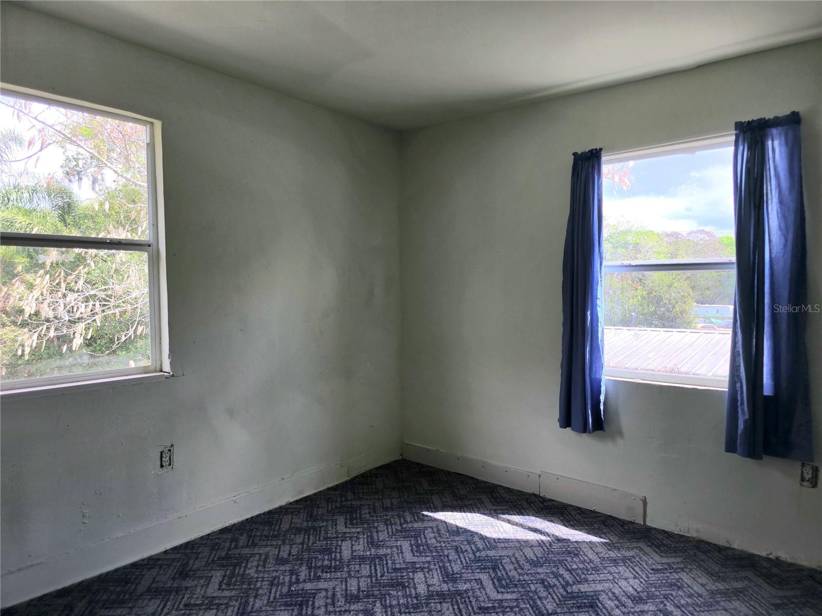 INWOOD - Residential