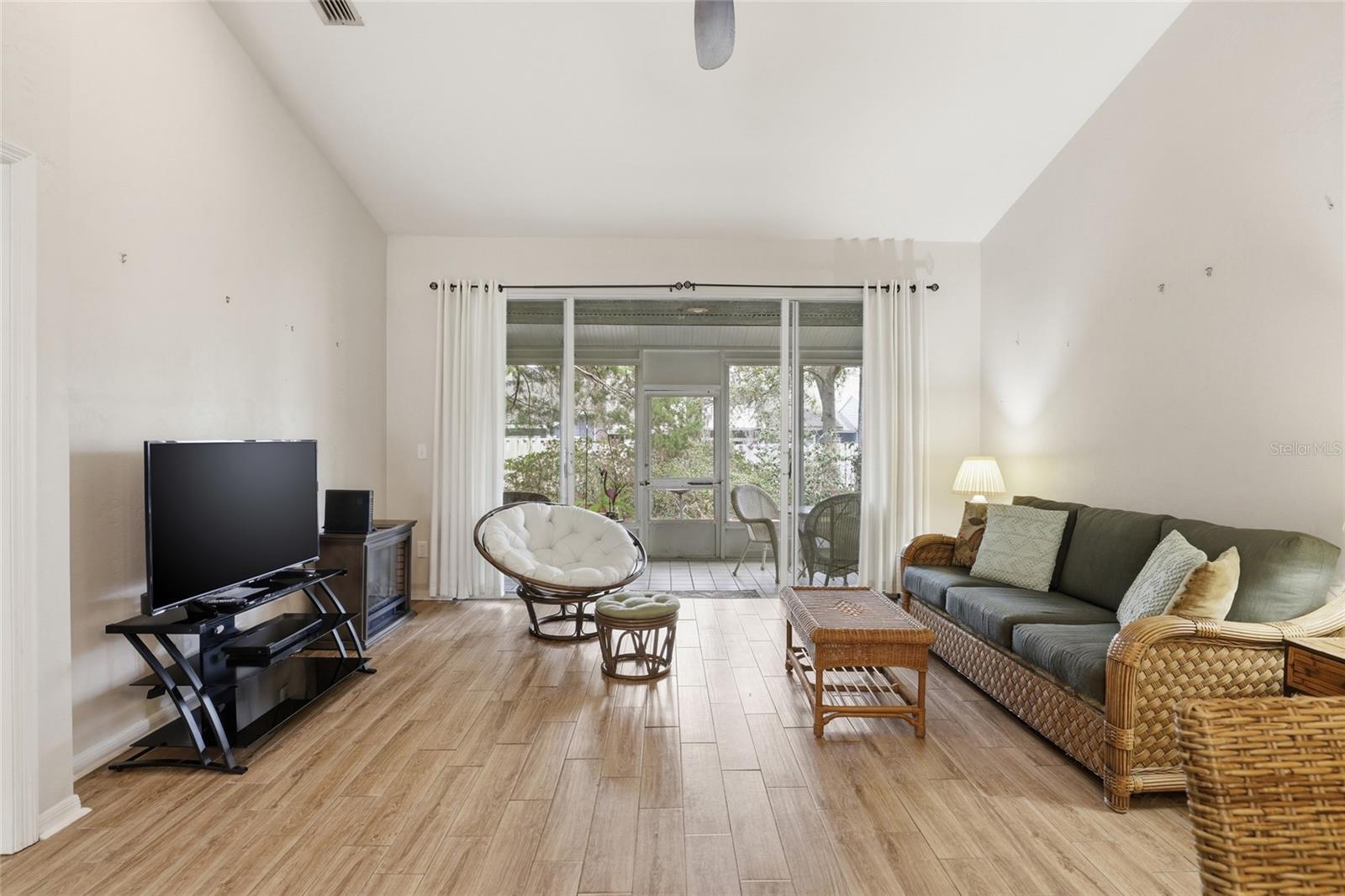 THE VILLAS OF WEST END - Residential