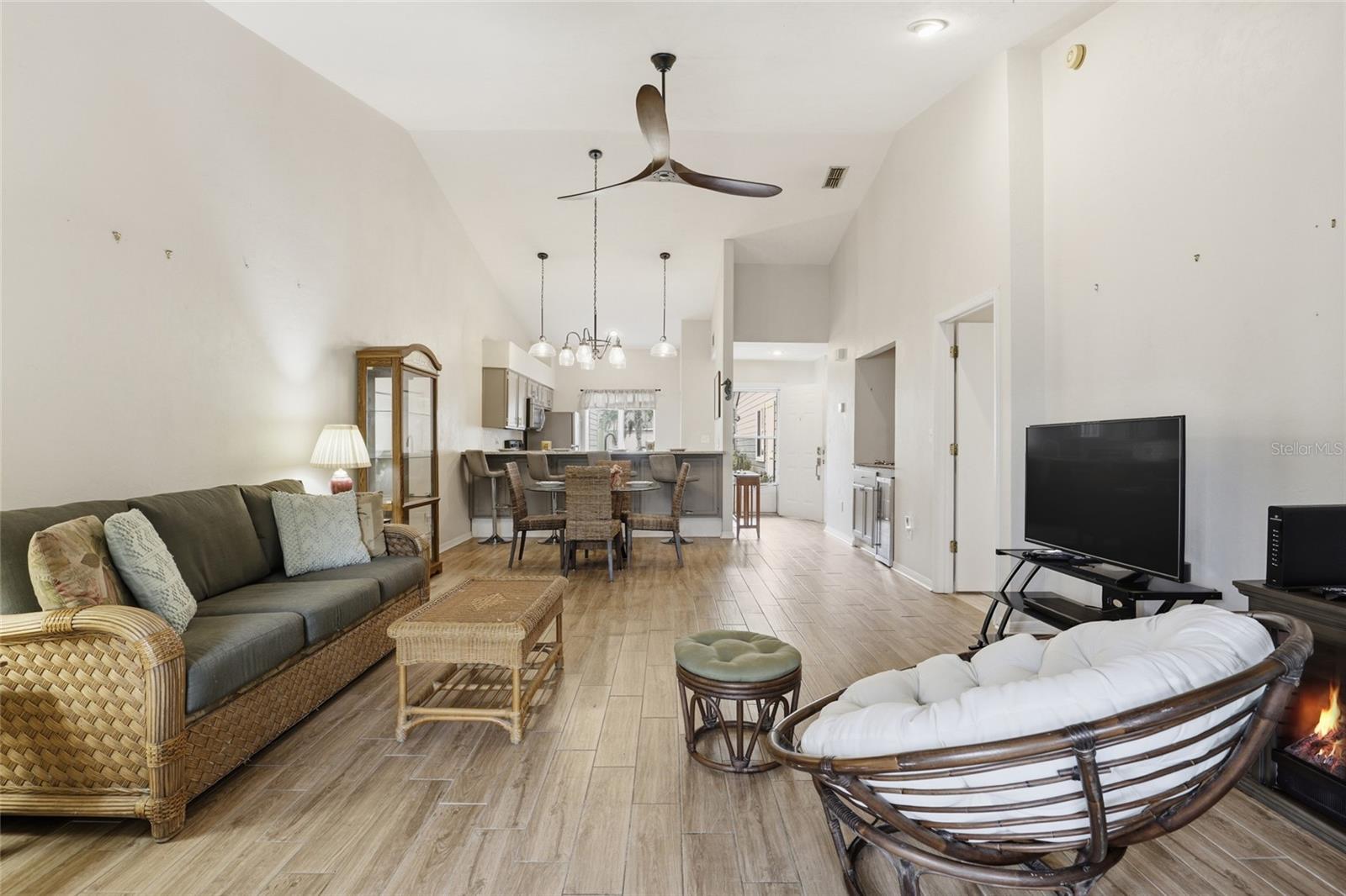 THE VILLAS OF WEST END - Residential