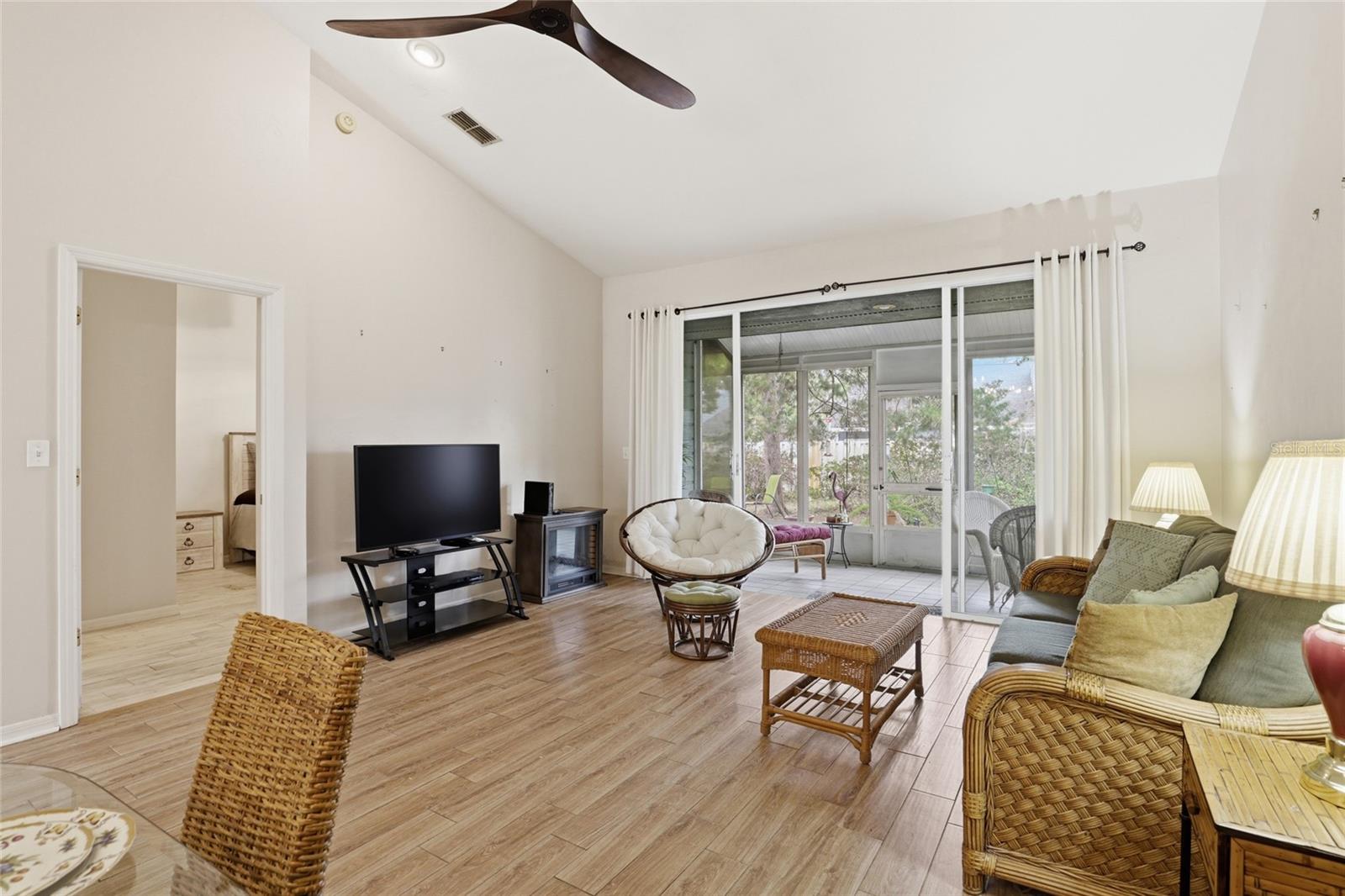 THE VILLAS OF WEST END - Residential