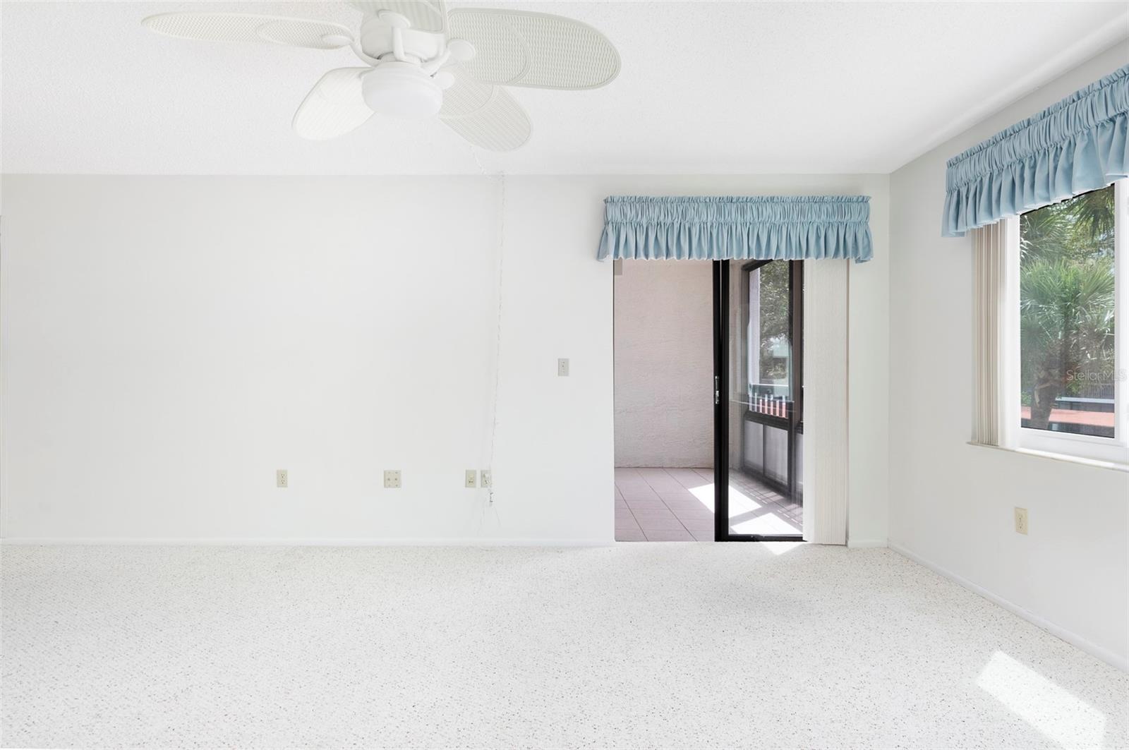 INVERNESS CONDO - Residential