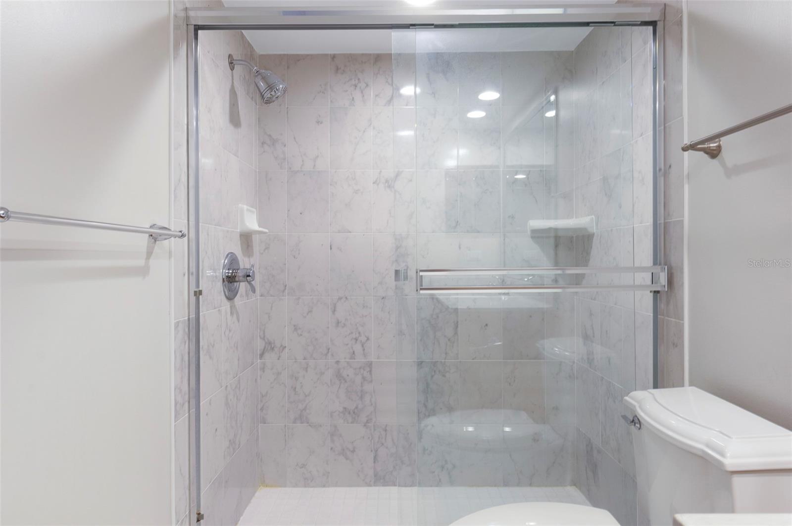 INVERNESS CONDO - Residential