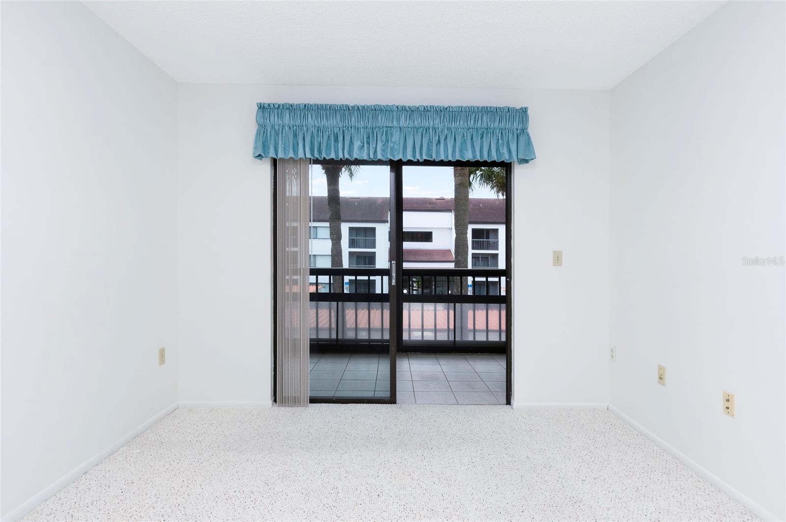 INVERNESS CONDO - Residential