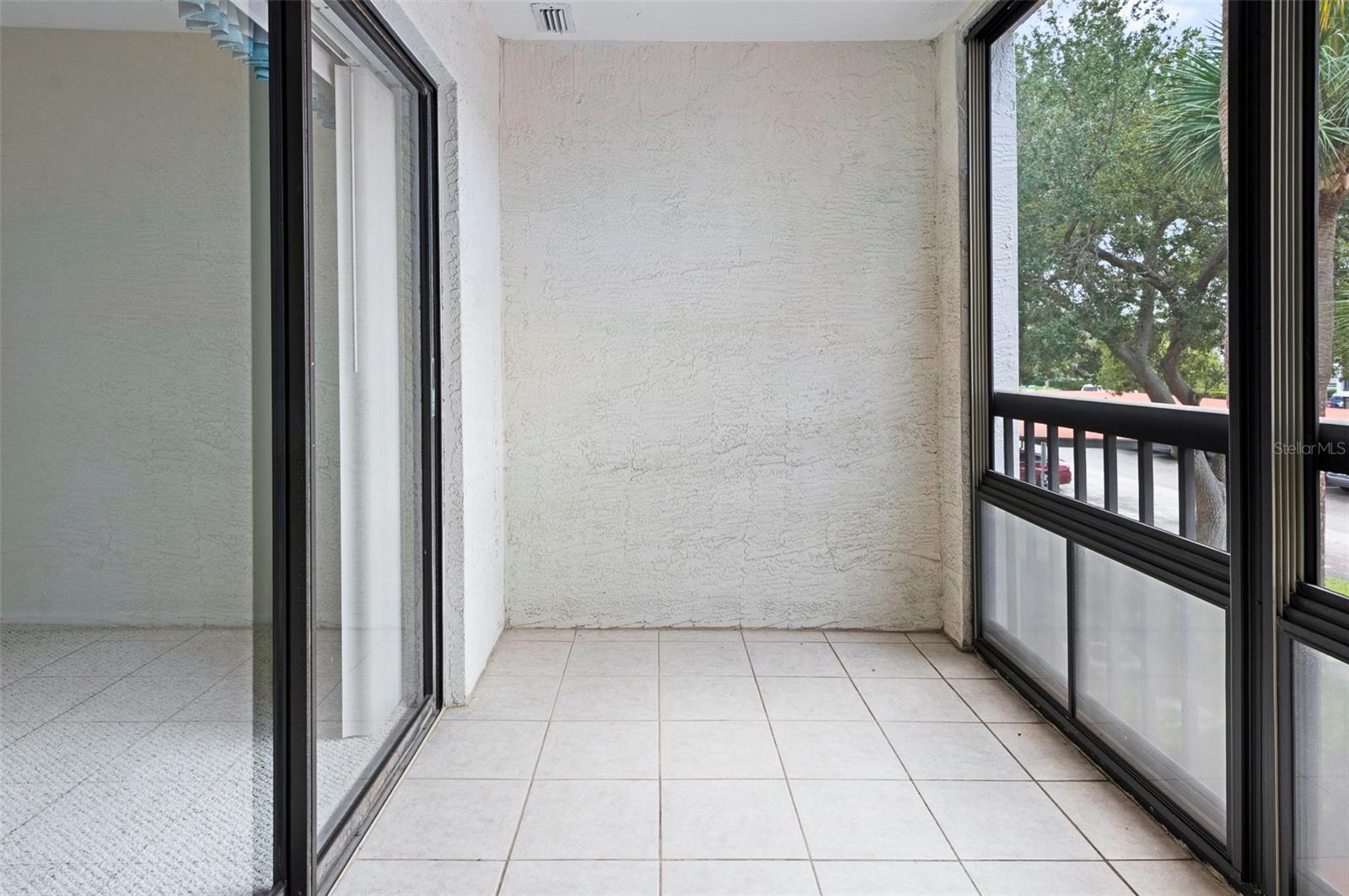 INVERNESS CONDO - Residential