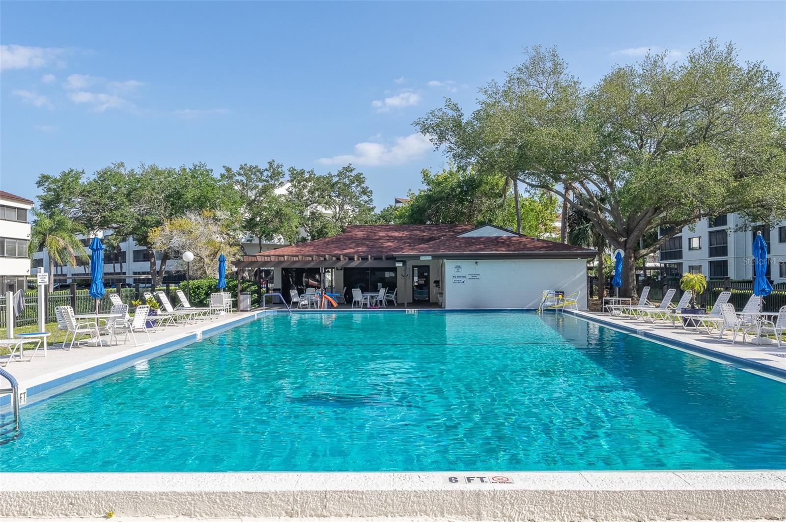 INVERNESS CONDO - Residential