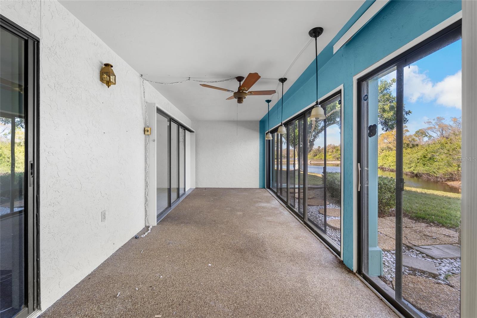 SPRING LAKES III - Residential