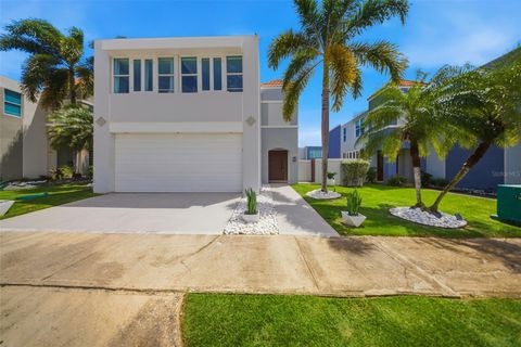 85 CIELO ESMERALDA STREET VEGA ALTA  00692