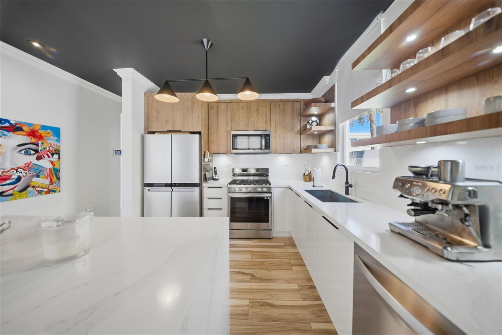 85 CIELO ESMERALDA STREET