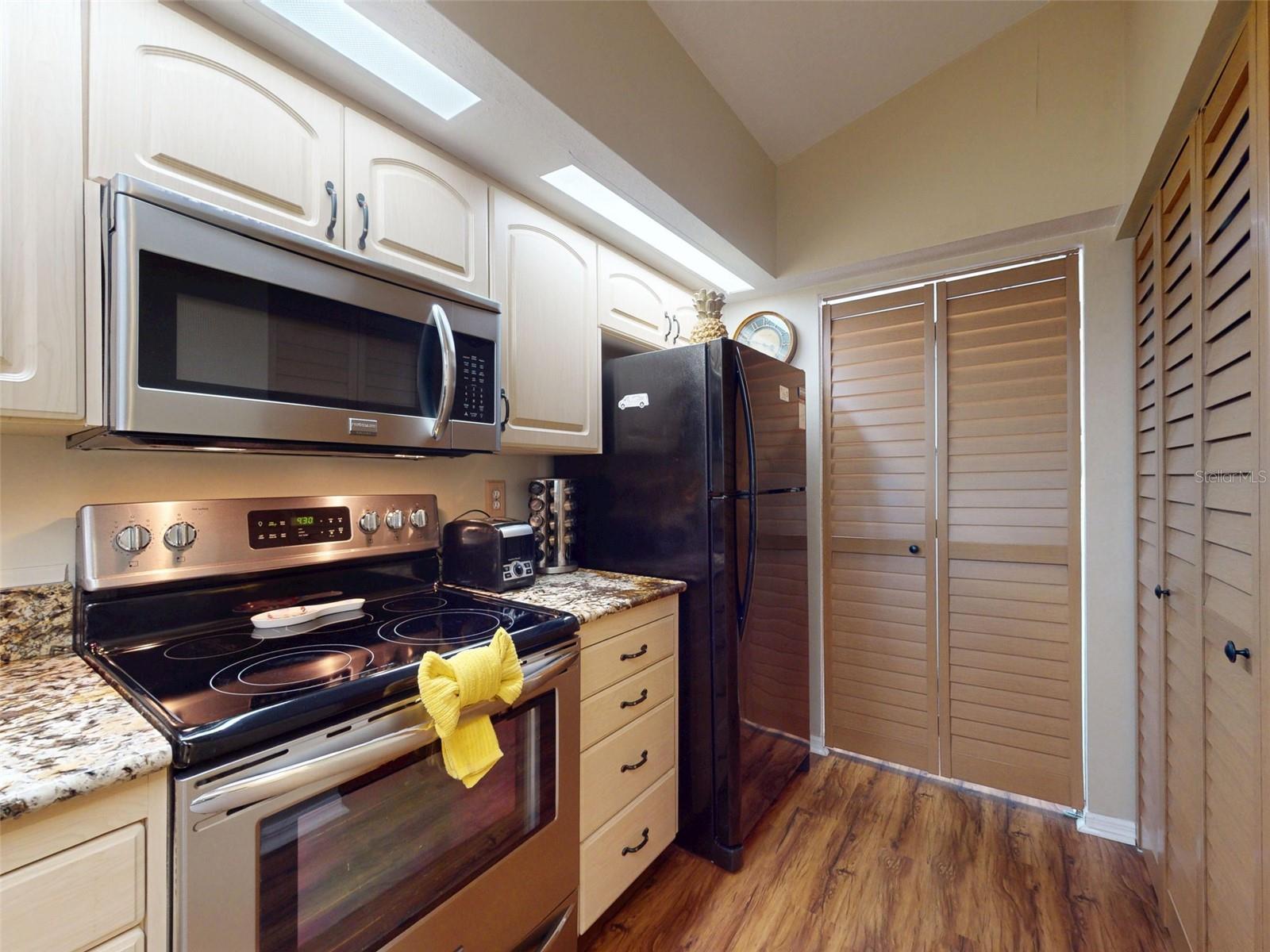 BOUCHELLE ISLAND CONDO - Residential