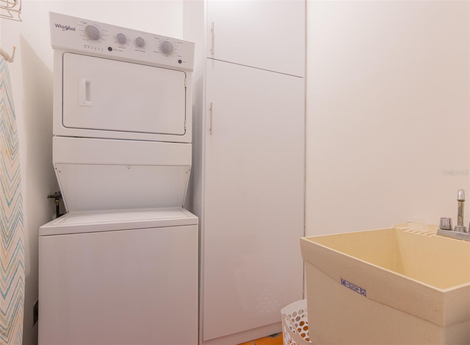 VILLA LAS BRISAS - Residential