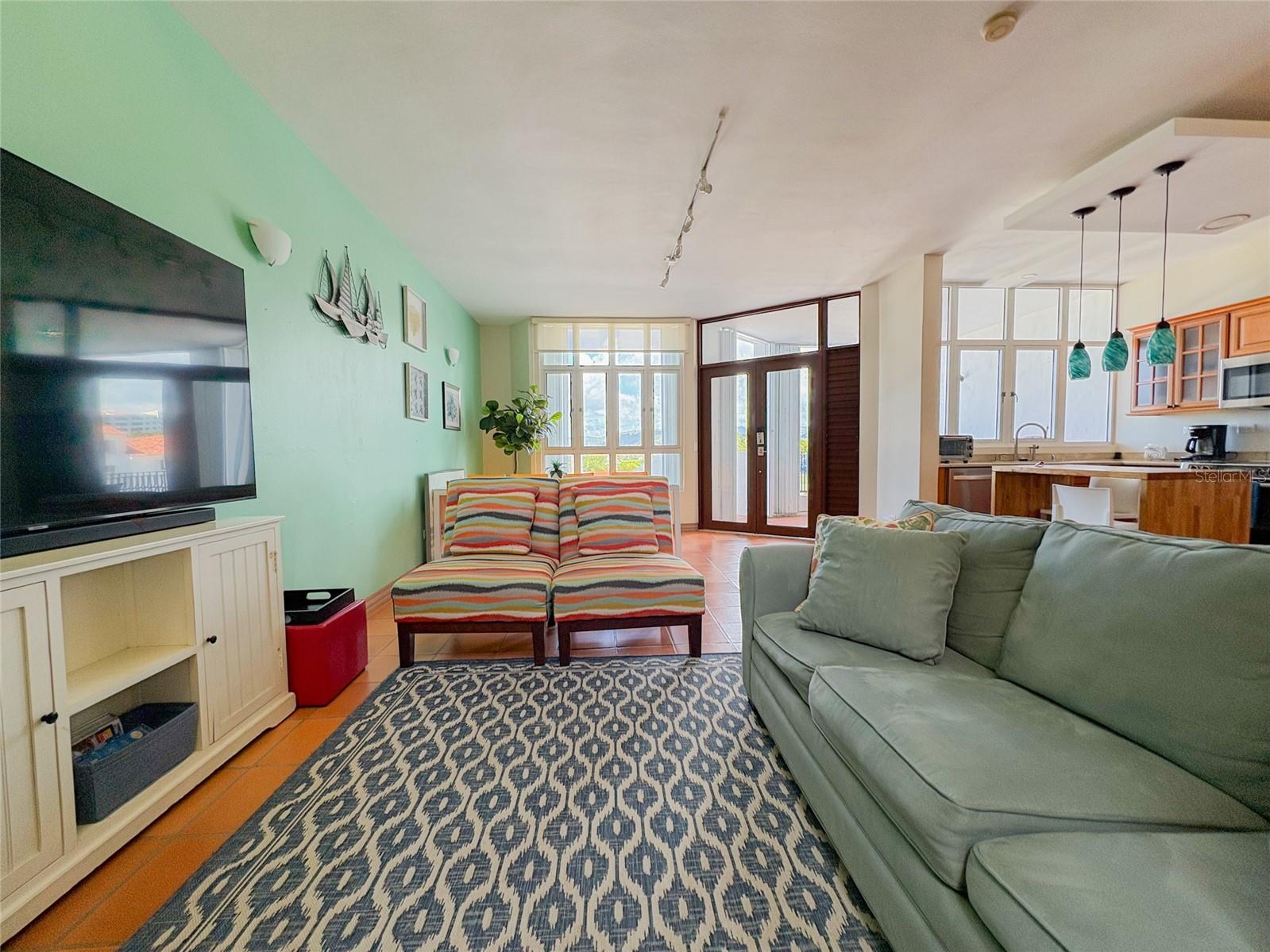 VILLA LAS BRISAS - Residential