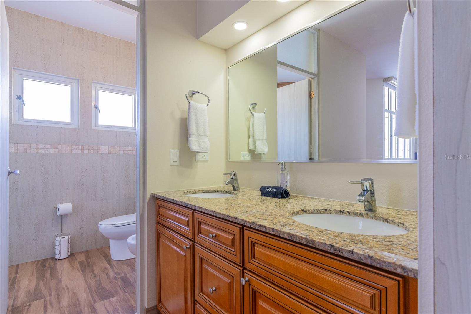 VILLA LAS BRISAS - Residential