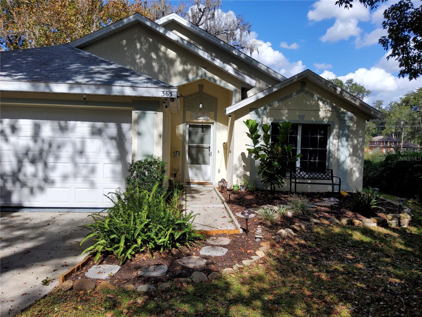 MAGNOLIA OAKS RIDGE - Residential