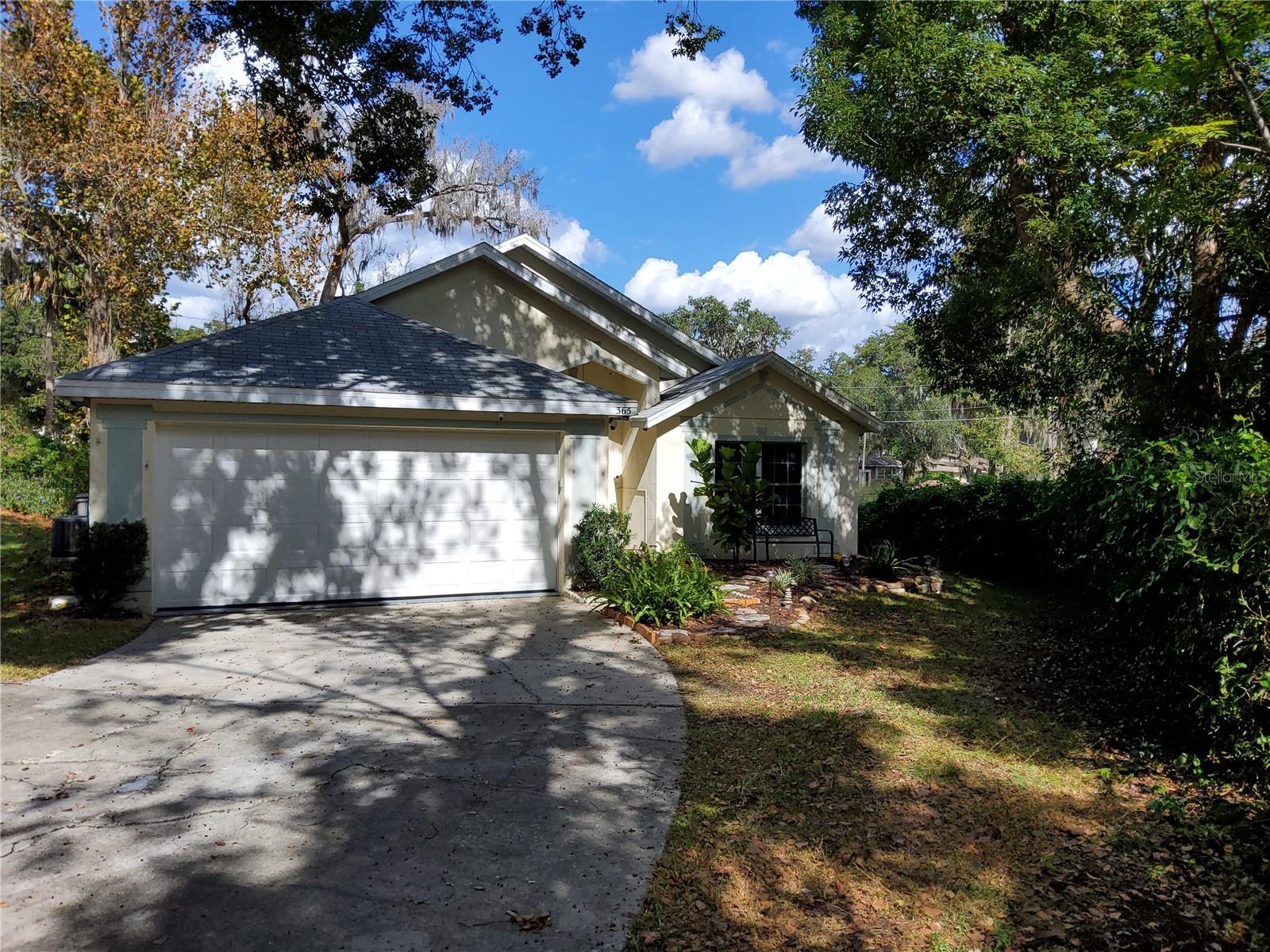 MAGNOLIA OAKS RIDGE - Residential