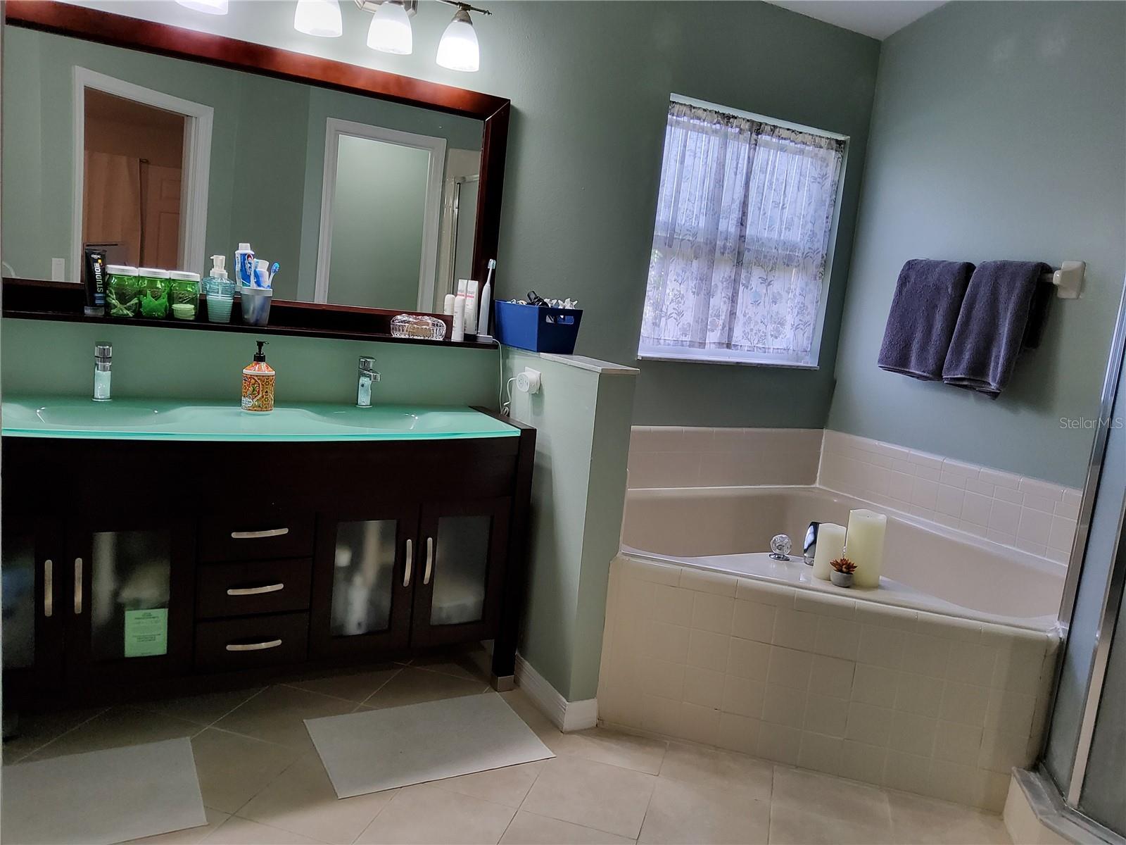 MAGNOLIA OAKS RIDGE - Residential