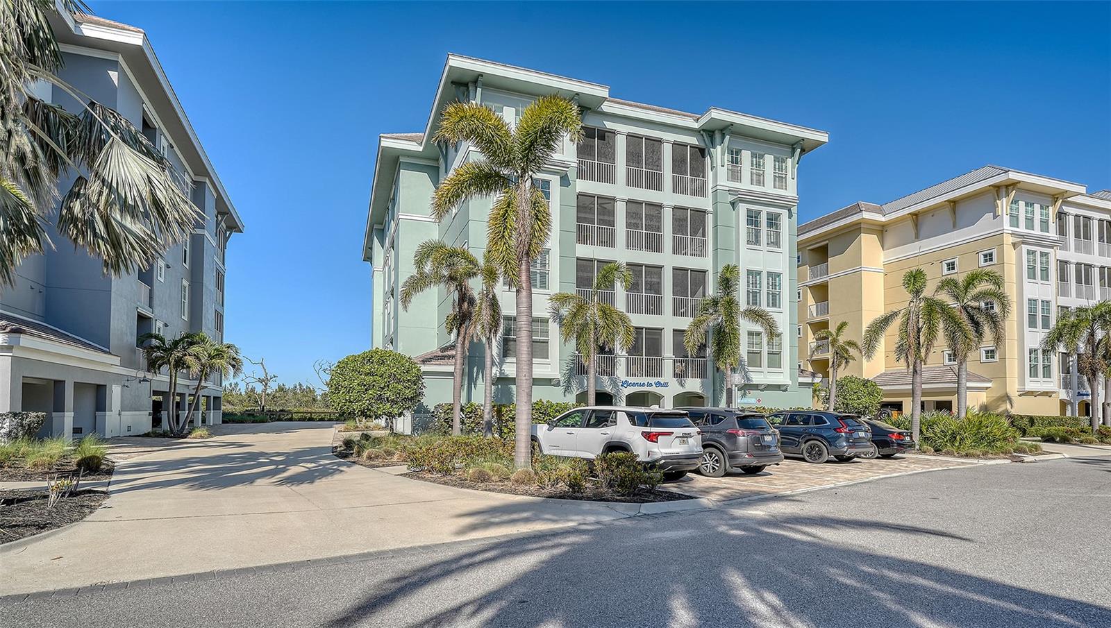 388 ARUBA CIRCLE 201