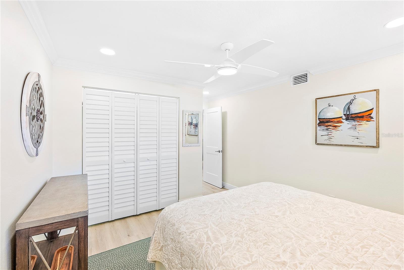 HARBOR GREENS AT YACHT CLUB ESTATES - Residential