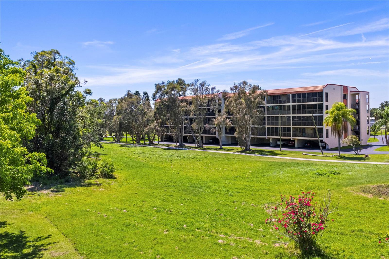 HARBOR GREENS AT YACHT CLUB ESTATES - Residential