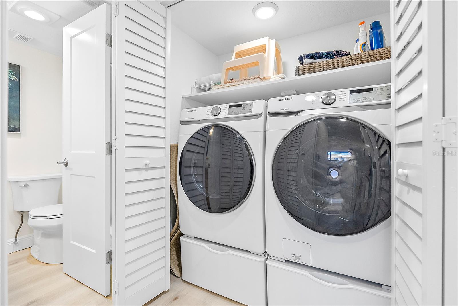 HARBOR GREENS AT YACHT CLUB ESTATES - Residential