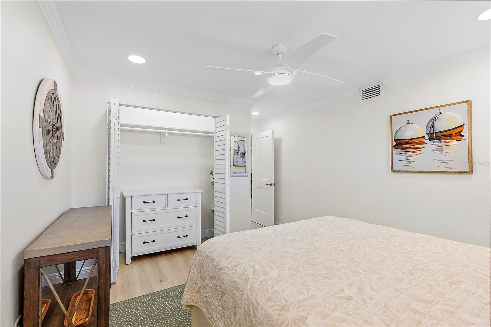 HARBOR GREENS AT YACHT CLUB ESTATES - Residential