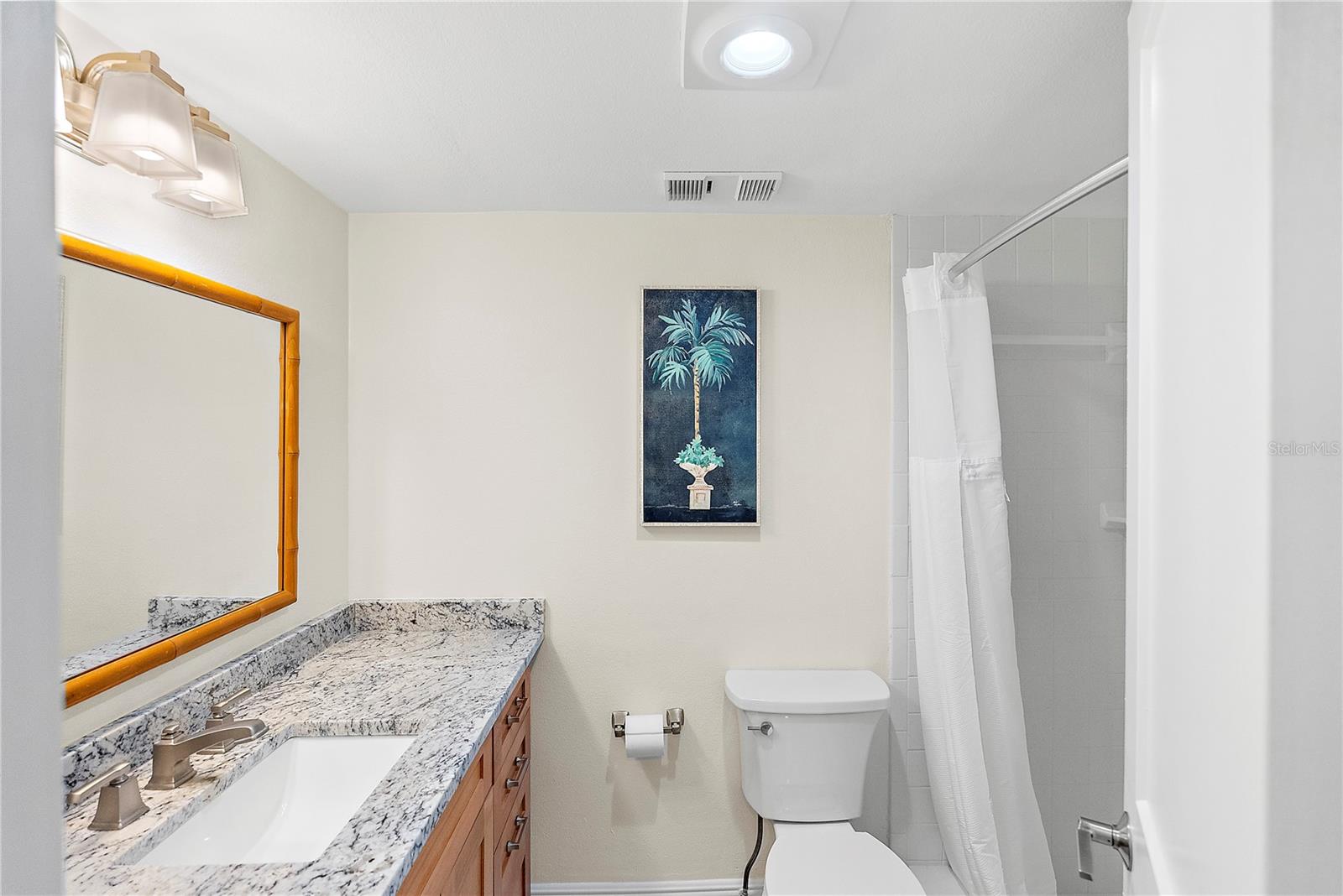 HARBOR GREENS AT YACHT CLUB ESTATES - Residential