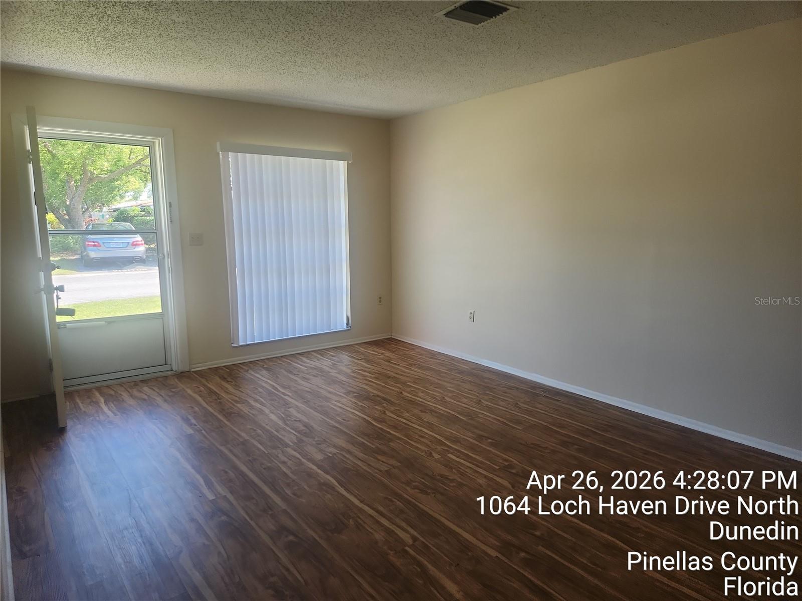 HEATHER HILL APTS - Residential Lease